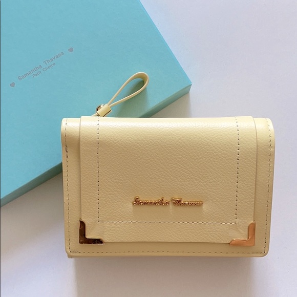 💛NEW 💛 Samantha Thavasa Pale Yellow Wallet
